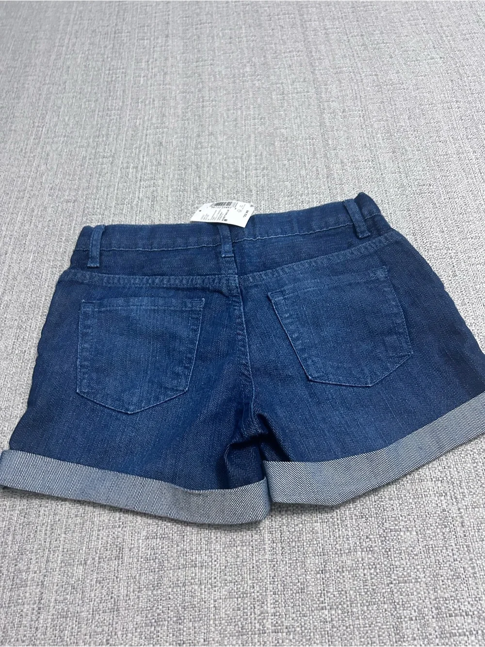 The Children’s Place Dark Blue Cuffed Denim Shorts. NWT Size 8